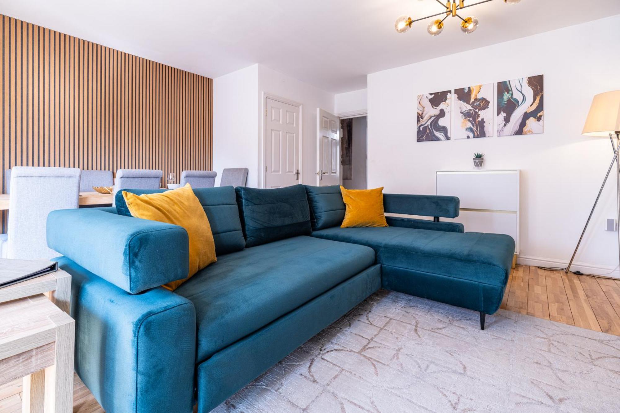 Modern And Spacious Home From Home 1 Mile From M1 - With Netflix, Prime Video, Ps5, Free Parking, Superfast Wifi, Bbq - Sleeps 11 - By Brightleap Apartments Milton Keynes Zewnętrze zdjęcie
